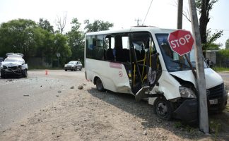 Дорожно-транспортное происшествие с участием рейсового автобуса в Свободном проверяет прокуратура